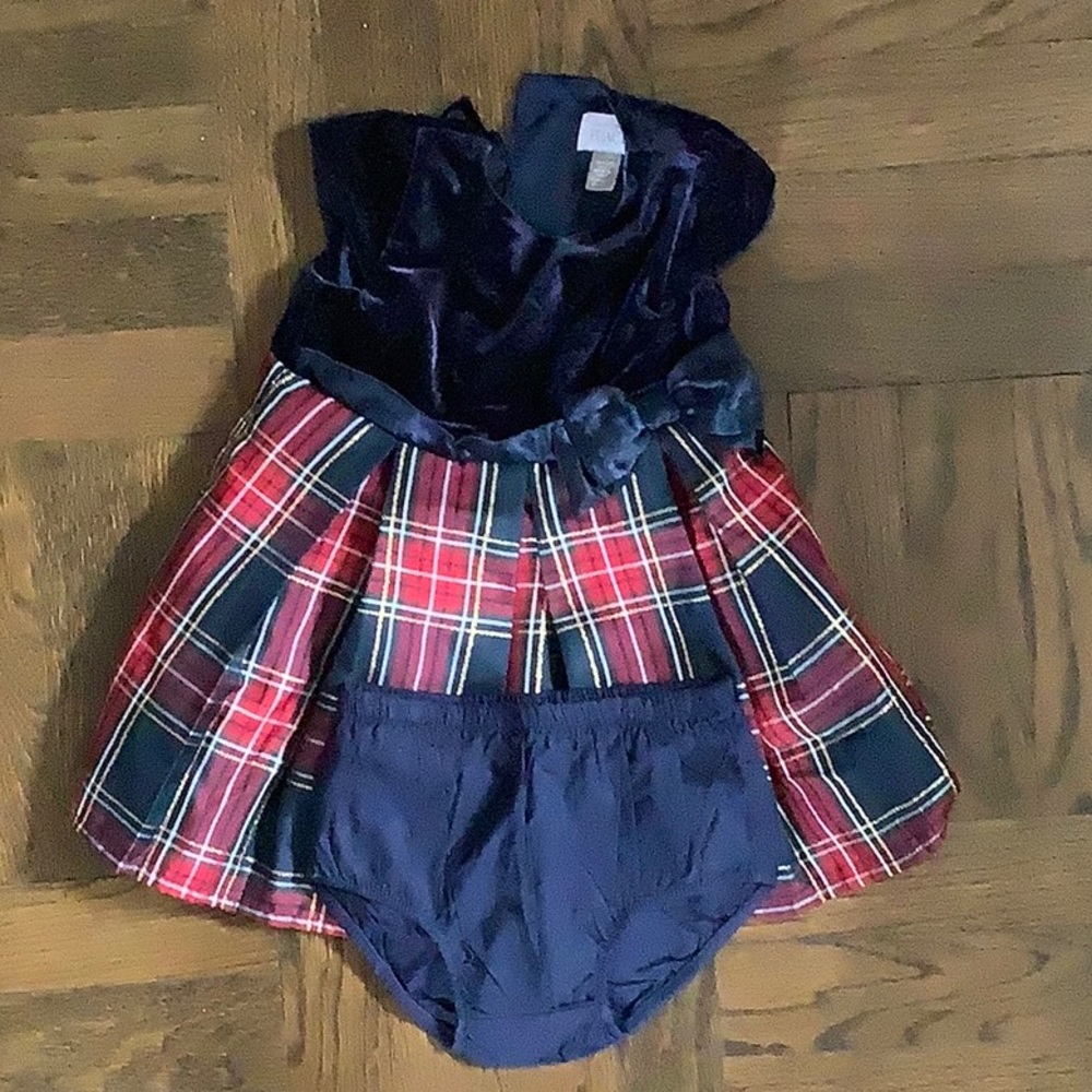 Children’s Place holiday outfit EUC